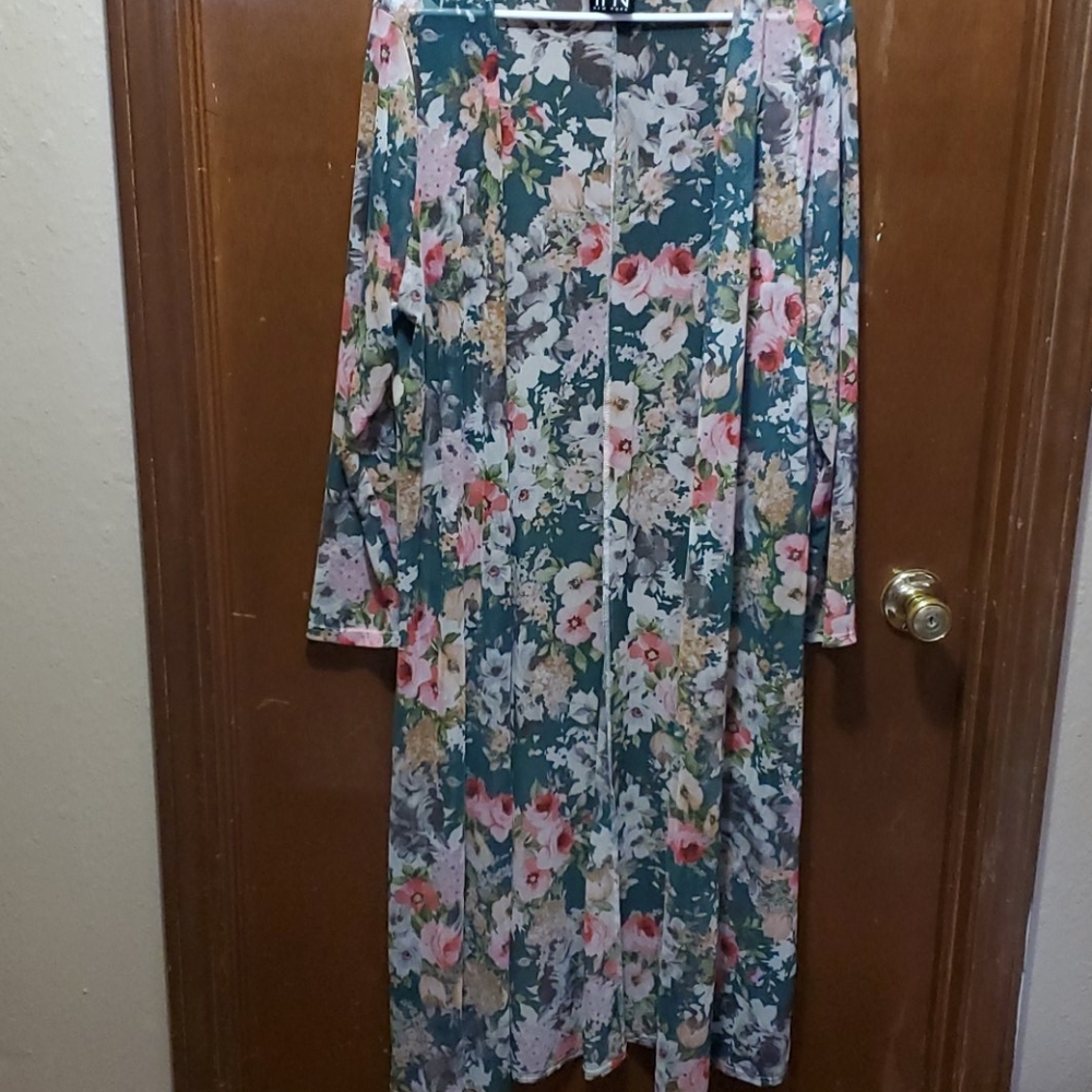 Floral shawl